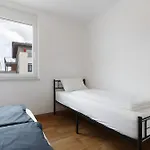 White House Apartments-app 1 Und 2 Apartment *